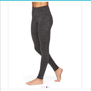 Charcoal Heather Pocket Om 26" 7/8 High-
Waist Leggings